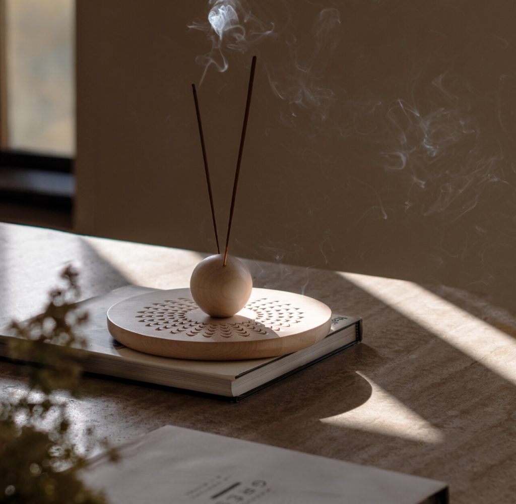 minimalist incense holder